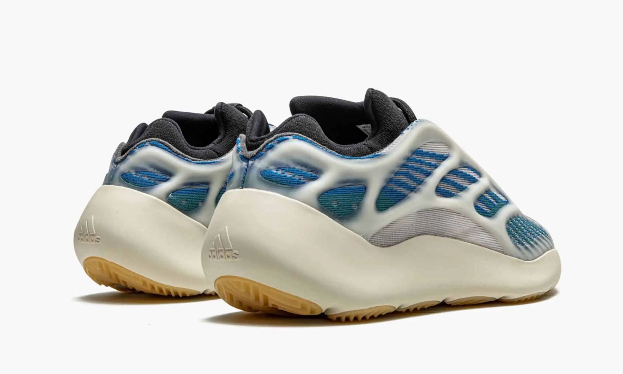 flykicks yeezy boost 700 kyanite 3 sur 5